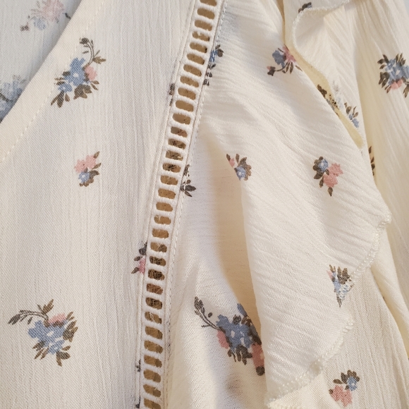 Planet Gold Shirt Women's Medium Ivory Chiffon Floral Long Sleeve Frill Shoulder - Picture 7 of 10